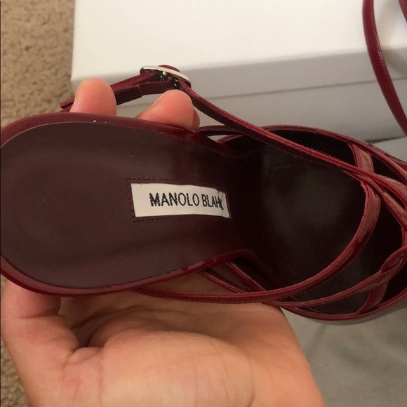 *SOLD*Manolo Blahnik Red Pumps - Picture 7 of 11